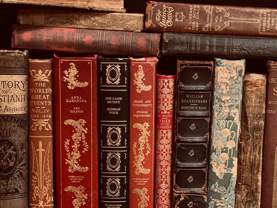 Collezionismo di Libri in Italia: Valori, Prime Edizioni e Libri Rari da Scoprire